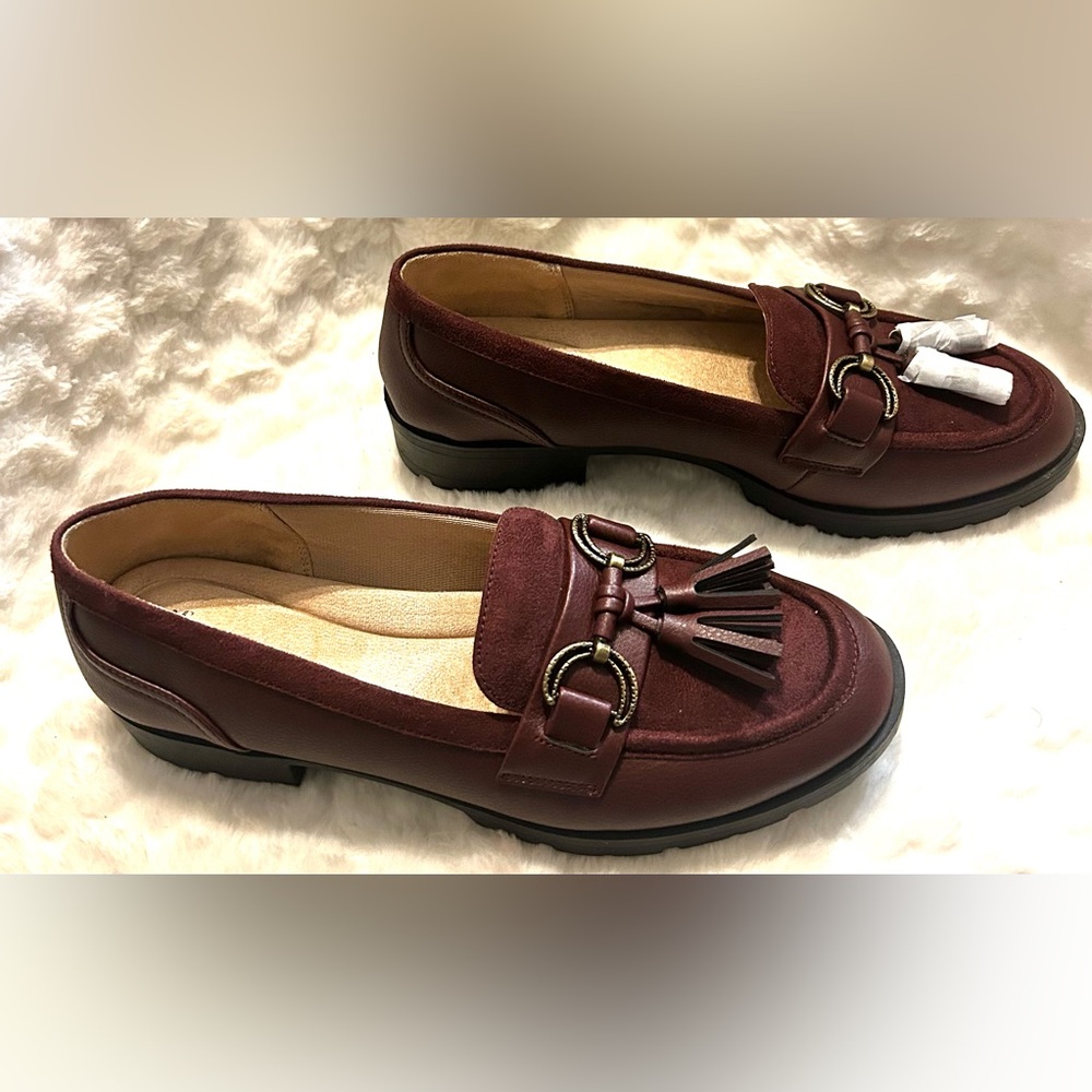 NEW…Life Stride Logan Burgundy Wine Tassel slip on Loafers women’s size 7M - Picture 2 of 12